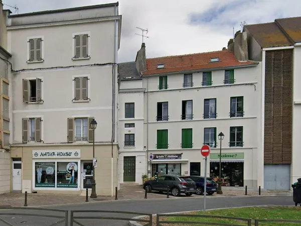 Immeuble 2 pièces 55 m²