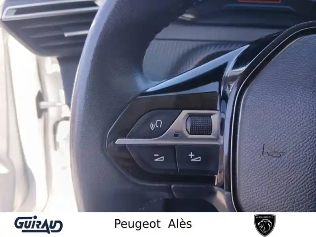 Peugeot 208 electrique 50 kwh 136ch — photo 17