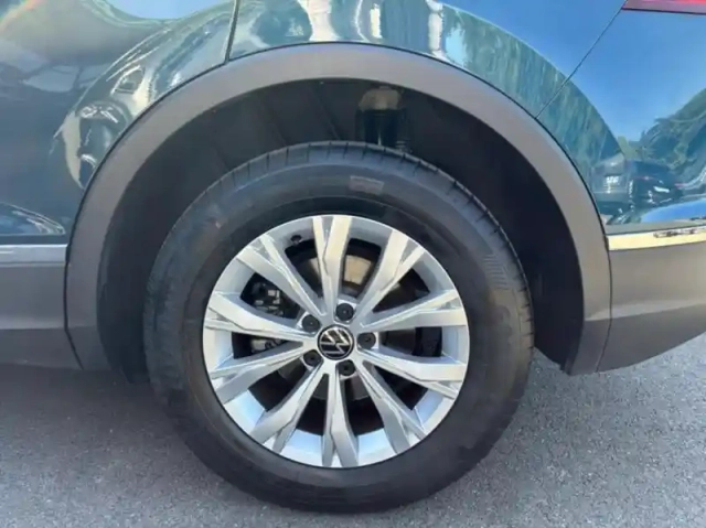 Volkswagen Tiguan 2.0 tdi 150ch life plus dsg7 — photo 5