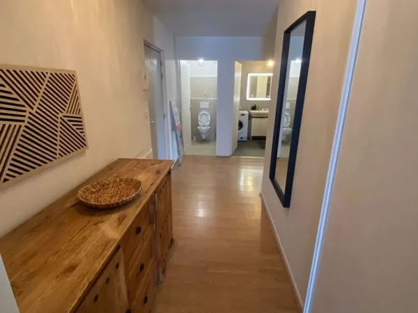 Chambre meublée dans colocation