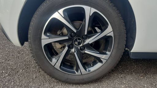 DS DS3 1.2 PureTech 110 - Connected Chic – 2018 – 122795 km – Essence – Boîte Manuelle — photo 47