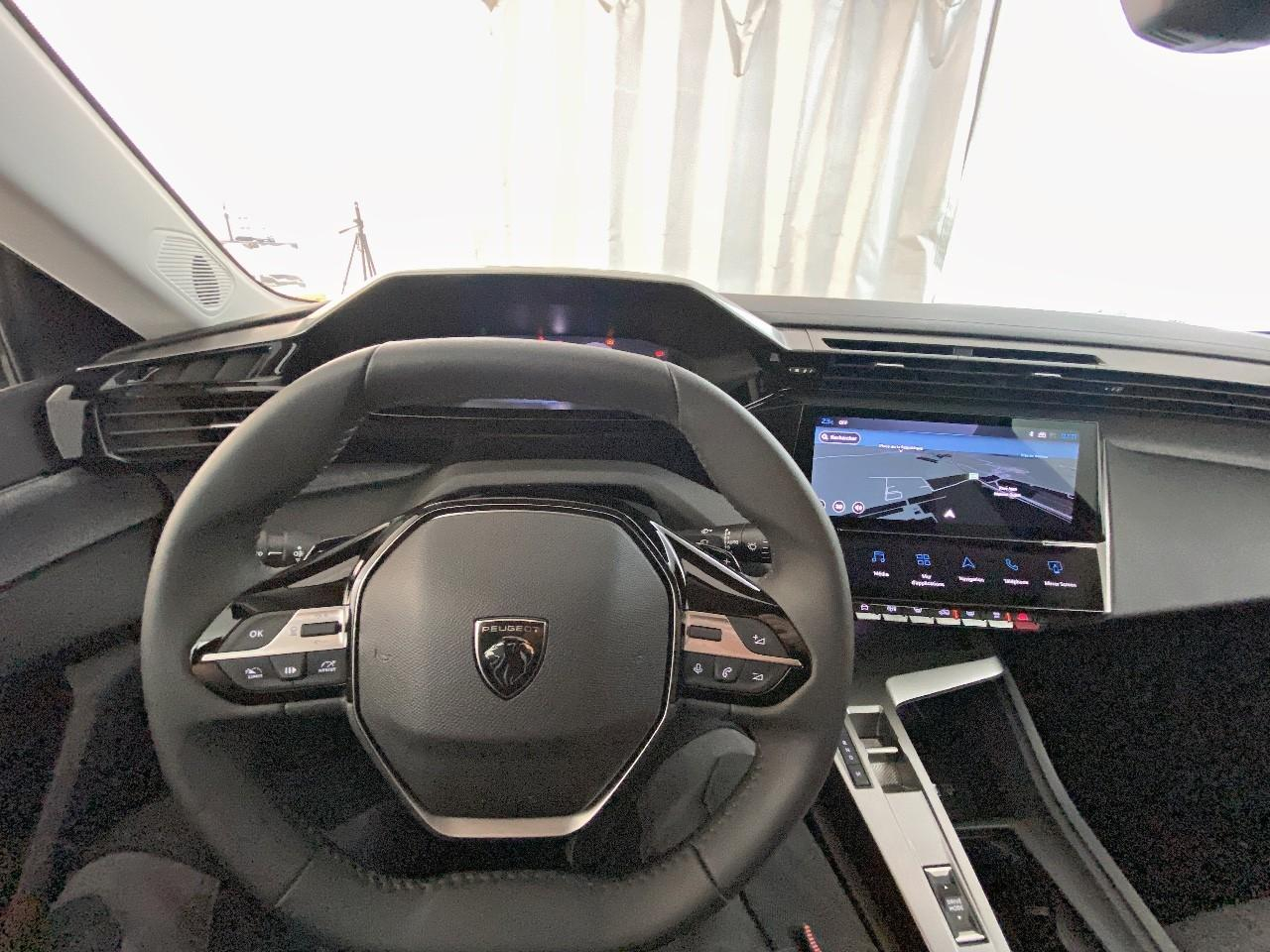Peugeot 308 hybrid 145 e-dcs6 allure — photo 12