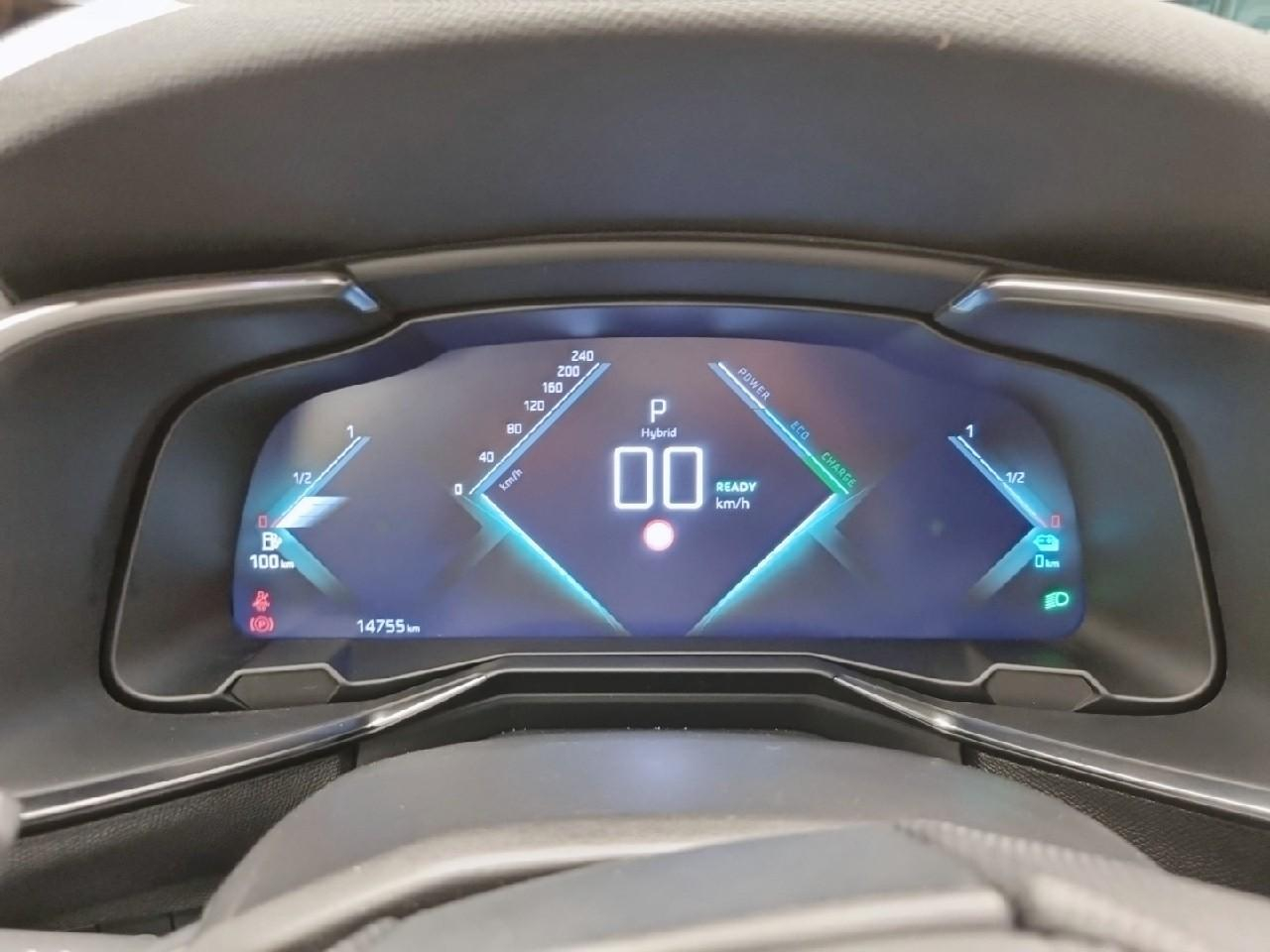 Ds Ds 7 crossback crossback hybride e-tense 300 eat8 4x4 performance — photo 29