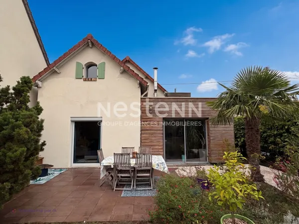 Maison à vendre sur la commune de Mériel - 3 chambres, 1 bureau, 127m²