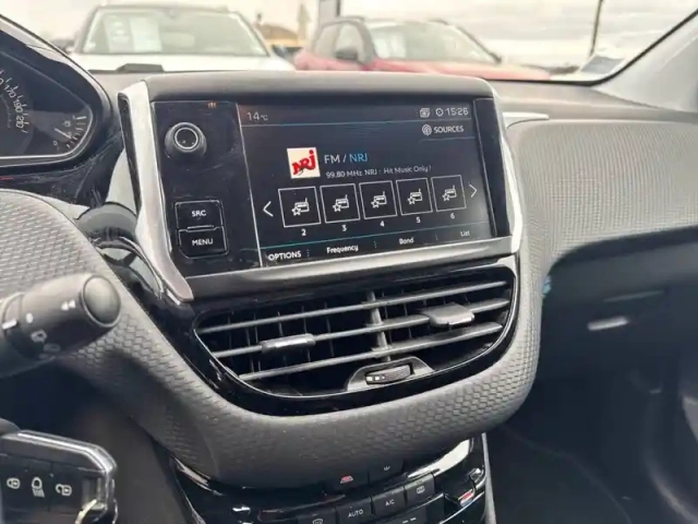 Peugeot 208 bluehdi 100ch bvm6 — photo 65