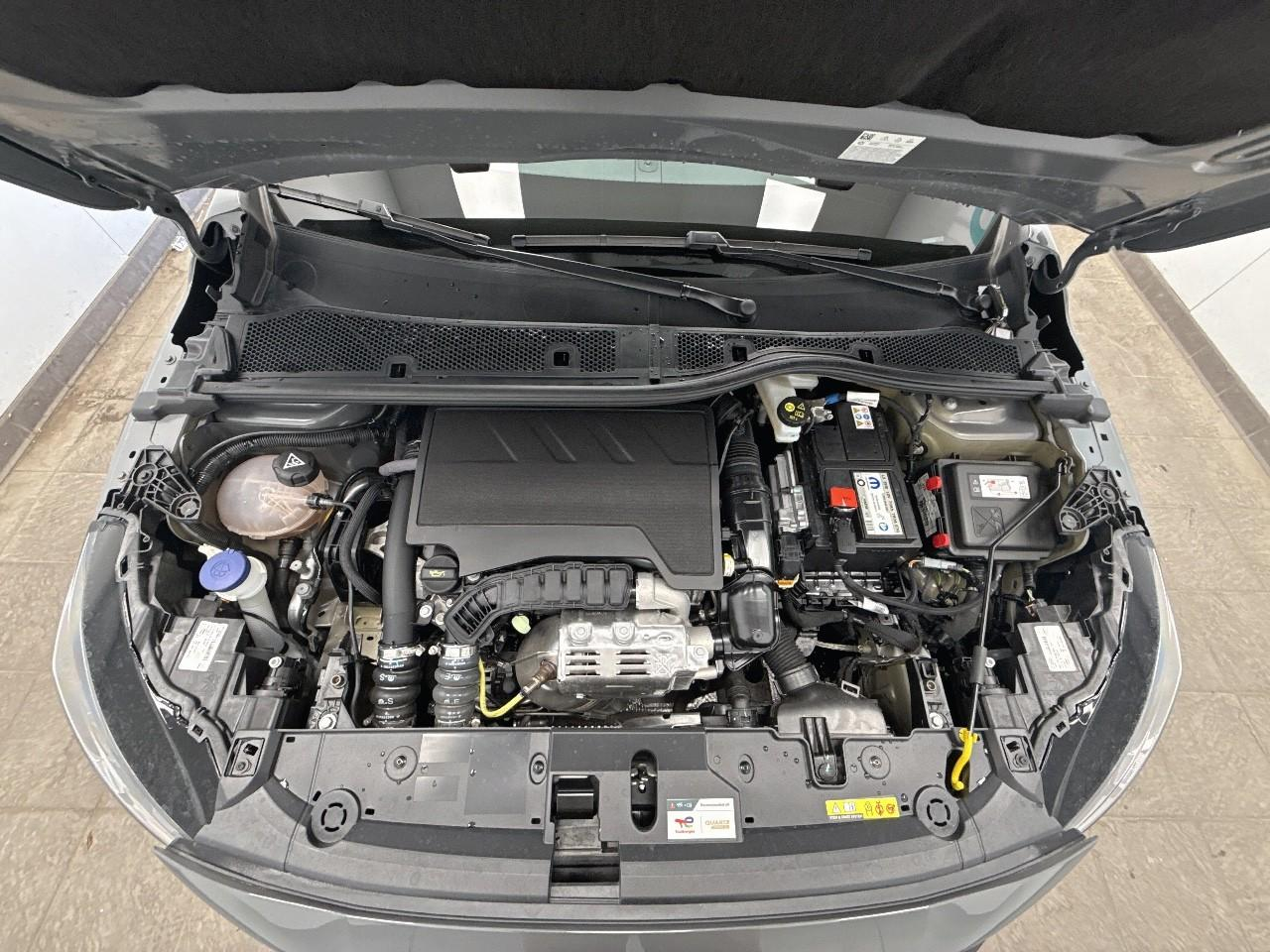 Peugeot 208 100 s&s bvm6 allure — photo 14