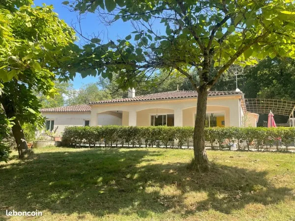 Maison 6 pièces 200 m²