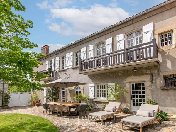 Maison 12 pièces 442 m²