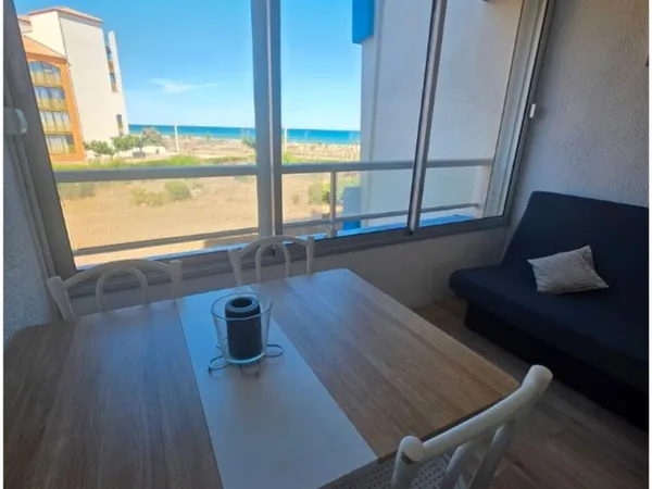 Studio vue sur mer