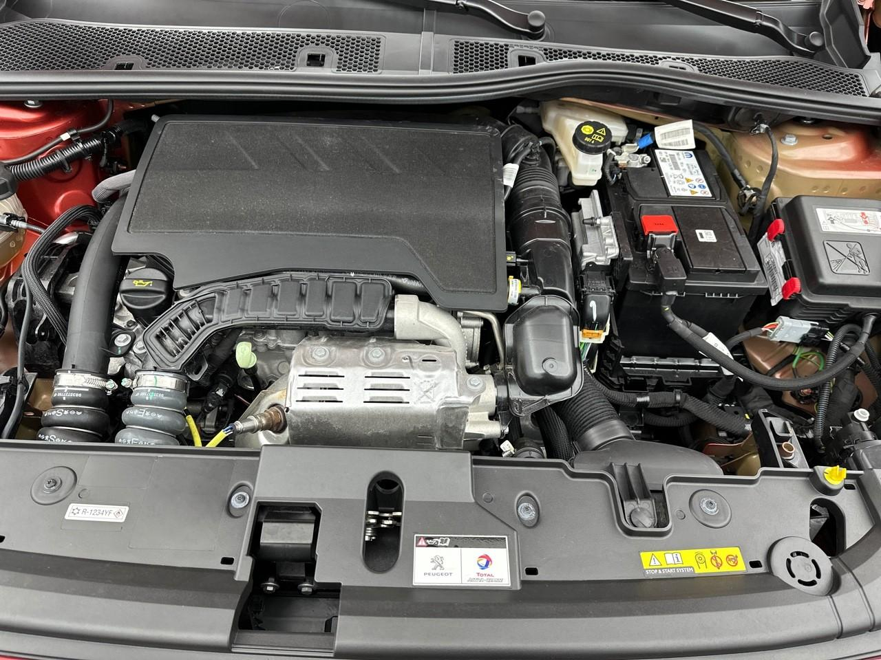 Peugeot 208 puretech 100 s&s bvm6 allure — photo 15