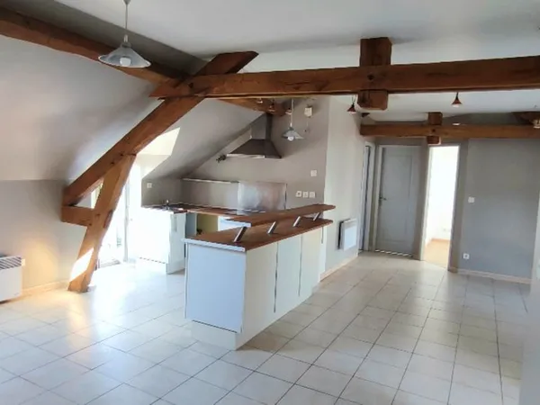 Appartement 70m2, 2 chambres et bureau