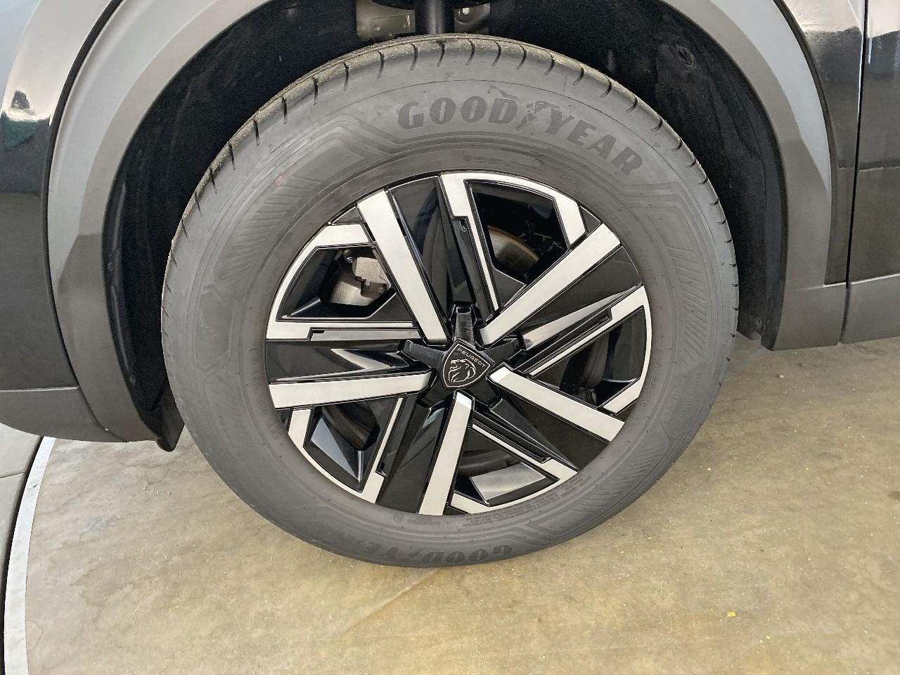 Peugeot 2008 100 s&s bvm6 style — photo 11