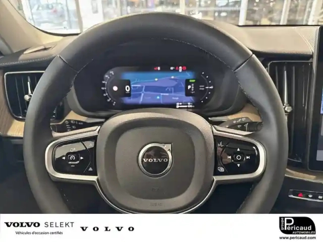 Volvo Xc60 t6 awd hybride rechargeable 253 ch+145 ch geartronic 8 — photo 31