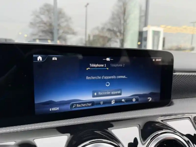 Mercedes Classe A a 200 compacte — photo 24