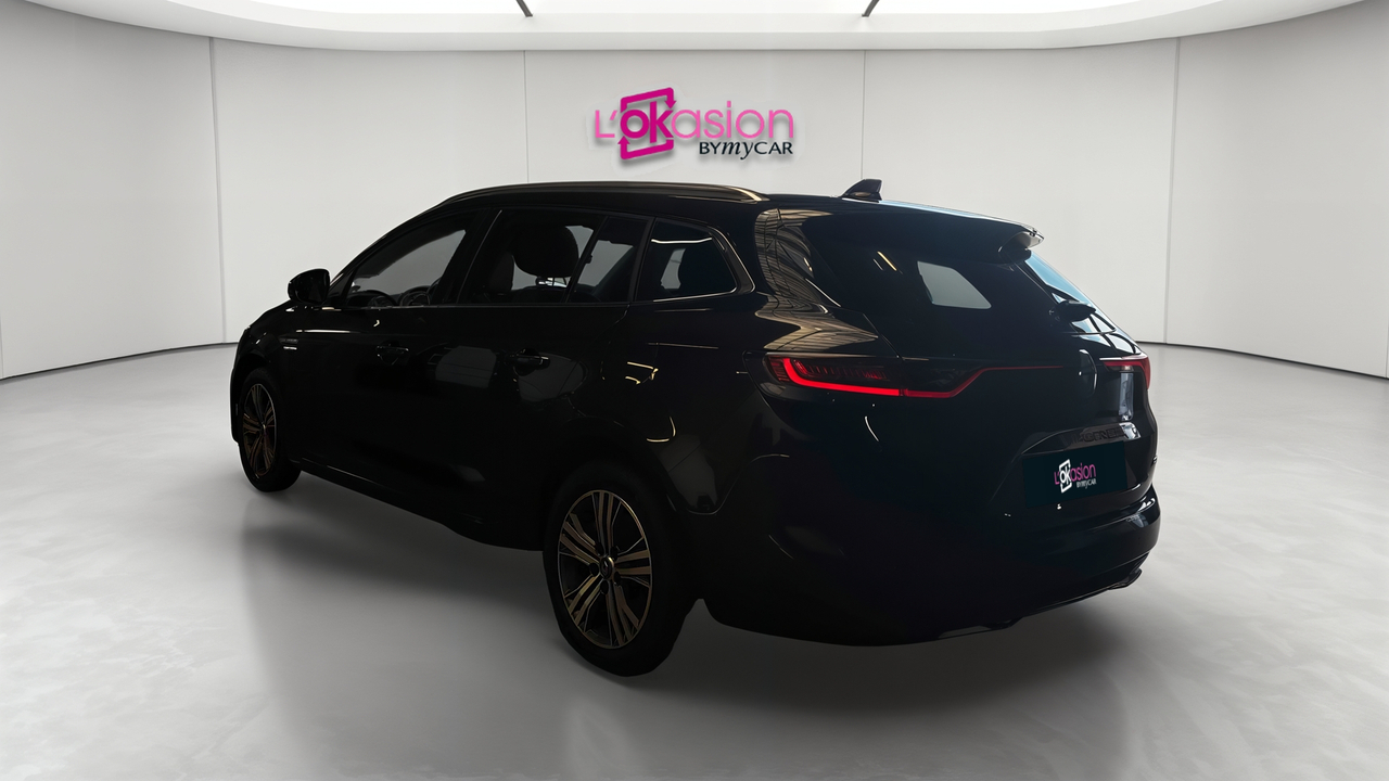 Renault Mégane IV Estate E-TECH Plug-In Hybride 160 — photo 3