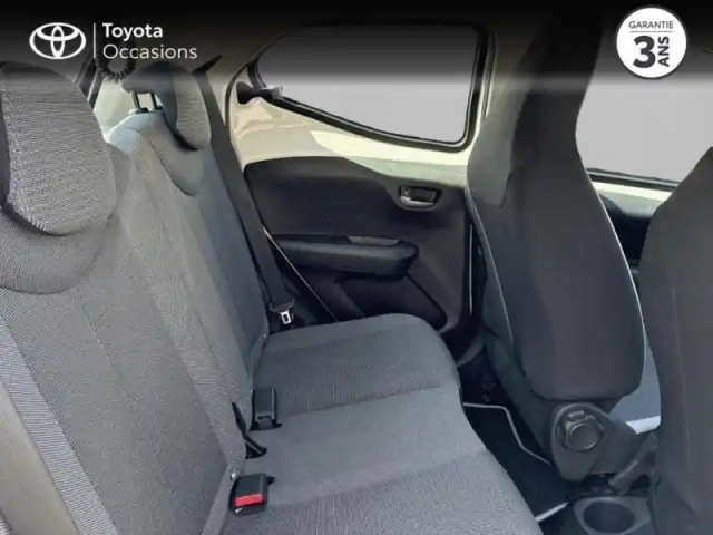 Toyota Aygo 1.0 vvt-i 72ch x-play 5p my20 — photo 7