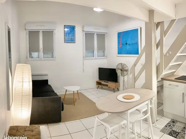 🏡 Superbe T2 Duplex - Quartier Saint-Nicolas - Vue sur lac