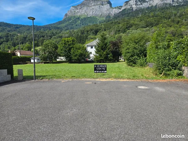 Terrain viabilisé constructible