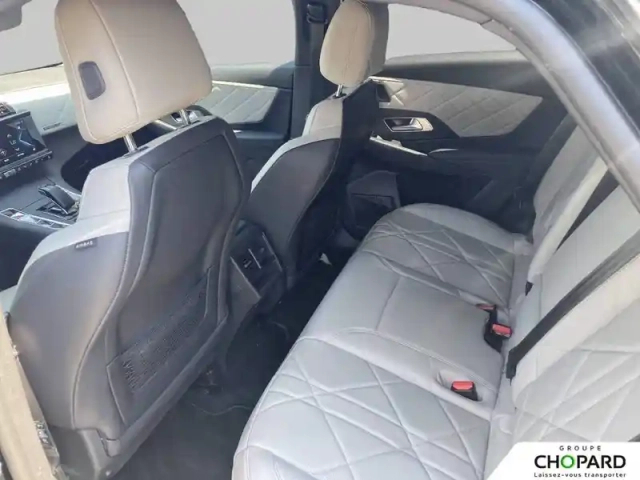 Ds Ds 7 ds7 crossback hybride e-tense 300 eat8 4x4 — photo 32