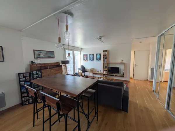 Loue appartement non-meublé