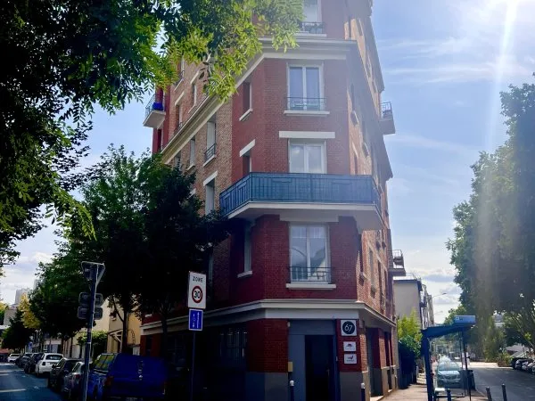 Vends local commercial 96m²