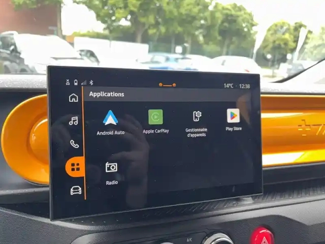 Renault Twingo e-tech electrique 80 ch autonomie urbaine — photo 23