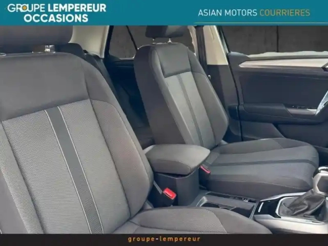 Volkswagen T-Roc 1.5 tsi evo2 150ch vw edition dsg7 — photo 9