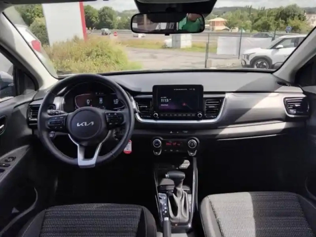 Kia Stonic 1.0 t-gdi 100ch active dct7 — photo 8