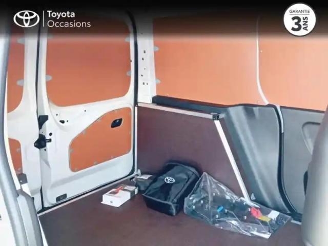 Toyota Proace city medium 130 d-4d start my25 — photo 7