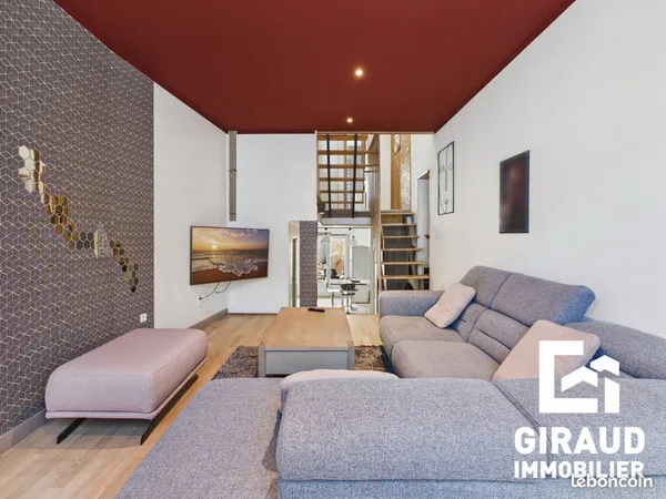 Propriété 7 pièces 180 m²