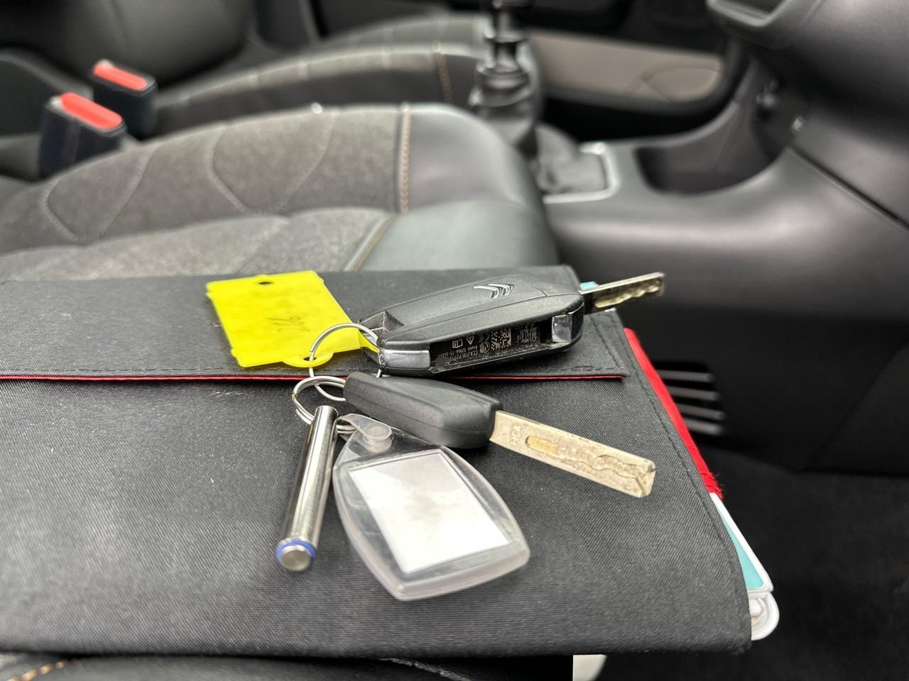 Citroën C3 puretech 110 s&s bvm6 feel pack — photo 29