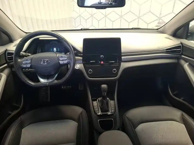 Hyundai Ioniq plug-in 141 ch — photo 10