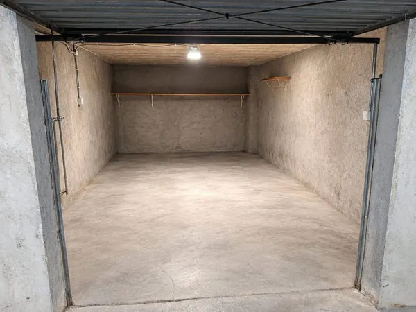 Box de stockage 9 m²