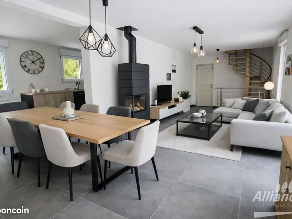Propriété 8 pièces 130 m²