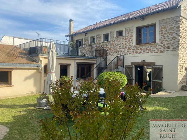 Maison 7 pièces 140 m²