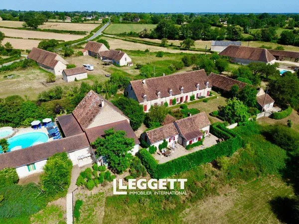 Maison 22 pièces 459 m²