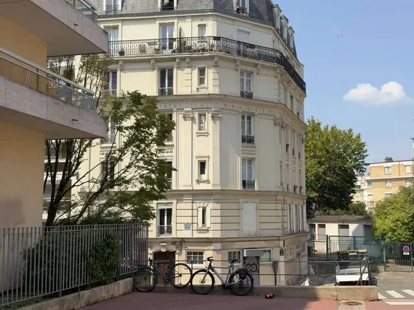 Parking 12 m²