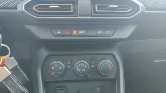 Dacia Sandero eco-g 100 gsr2 — photo 20