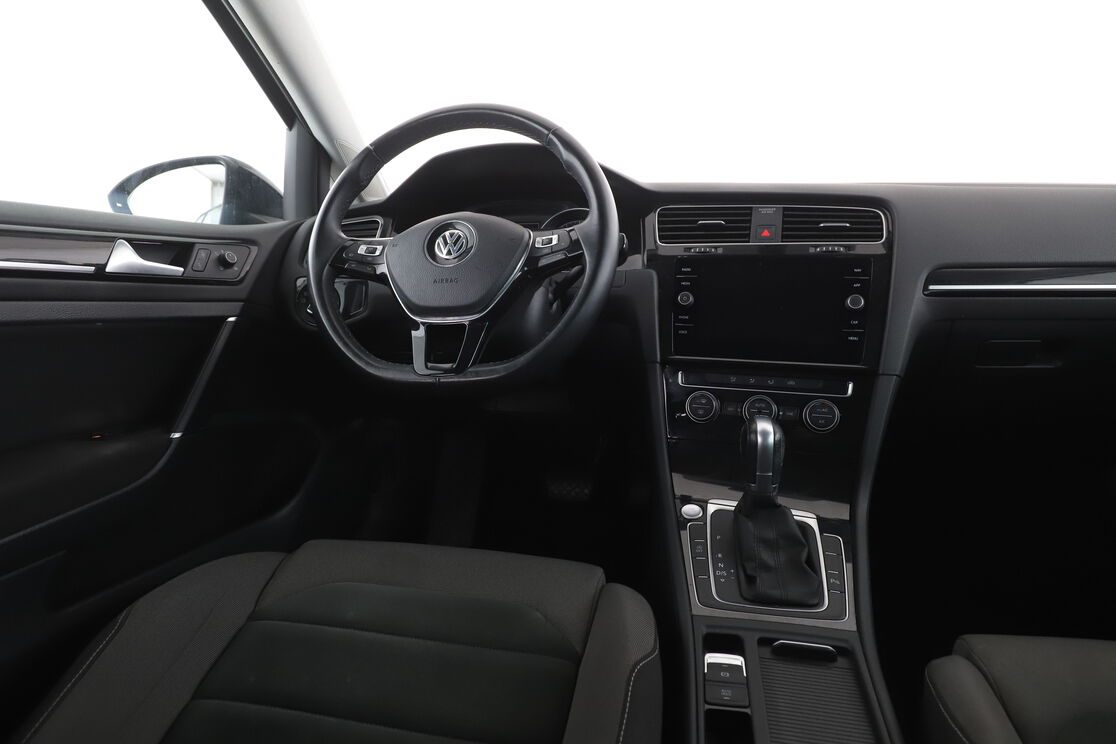 Volkswagen Golf VII 1.6 TDI BlueMotion Tech Carat DSG7 — photo 12