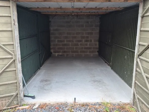 Garage / Box a louer
