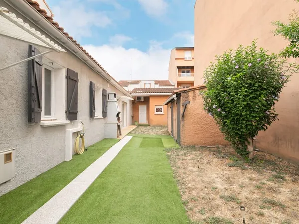 Immeuble à Saint-Agne avec surélévation