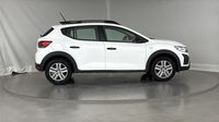 Dacia Sandero 1.0 TCe 90ch Stepway Essential — photo 4