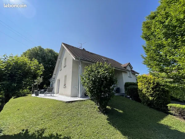 Maison 8 pièces 150 m²