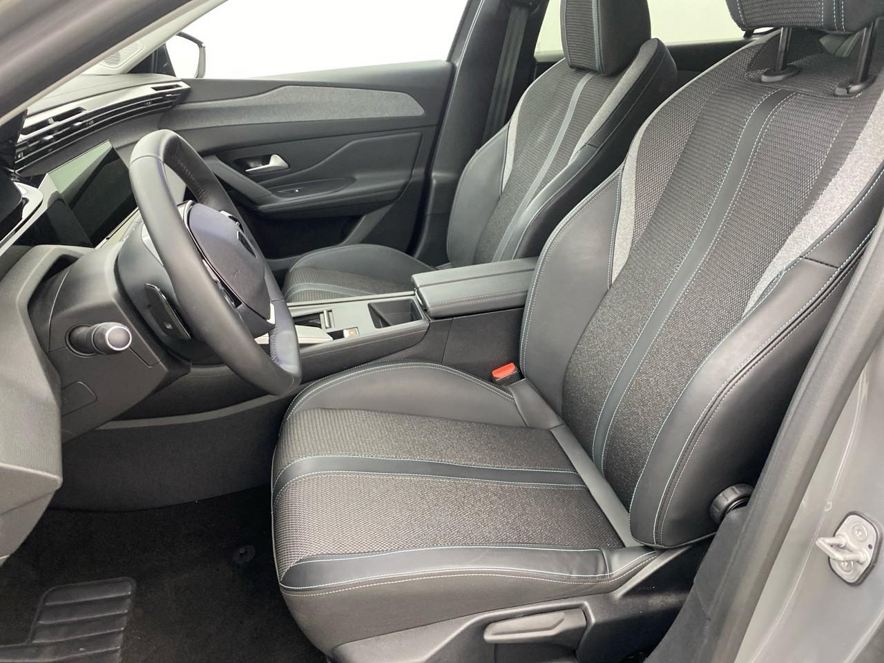 Peugeot 308 hybrid 145 e-dcs6 allure — photo 9