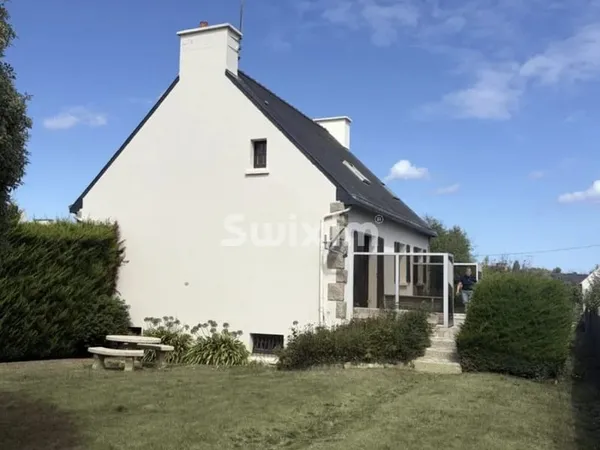 PAIMPOL - Pépite bretonne - Maison de caractère 1 012m² clos aux portes du port