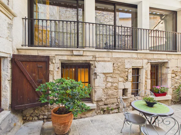 Maison en pierres Saint Remy De Provence à 5 km - ALPILLES - 268 m2 Piscine