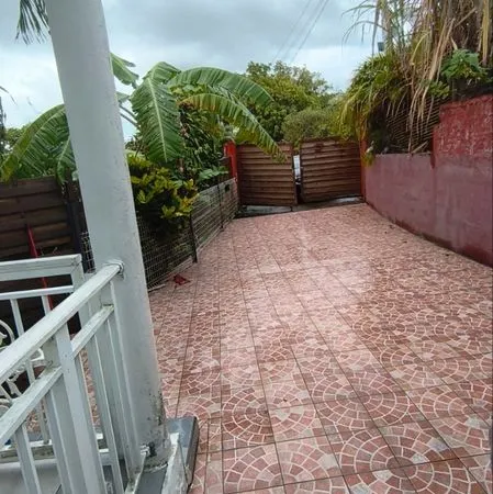 Haut de villa f4