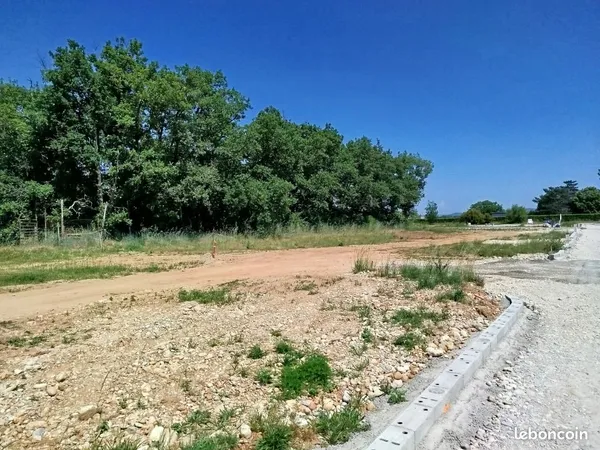Terrain 321 m² Anneyron