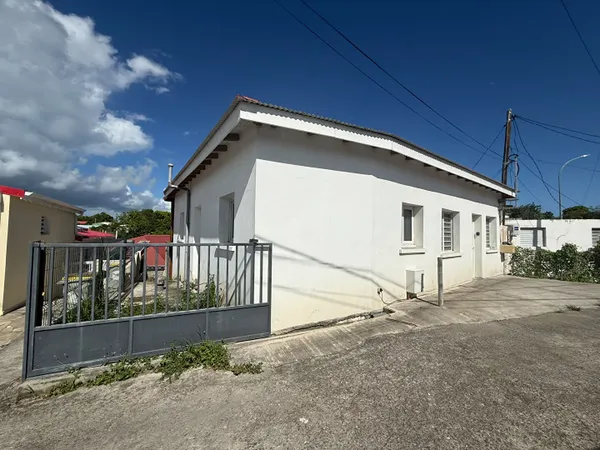 Maison meublée au Gosier Mare Gaillard opportunité clé en main pour investissement ou famille