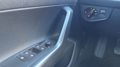 Volkswagen Polo 1.0 TSI 95 - Confortline – 2018 – 129825 km – Essence – Boîte Manuelle — photo 10